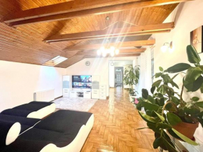 Holiday home with Jakuzzi and Sauna